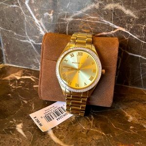 NWT Michael Kors watch, color gold
